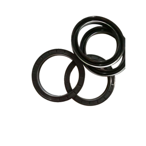 Yutong Bus Spare Parts Bus Accessories Rear Wheel Hub Outer Oil Seal