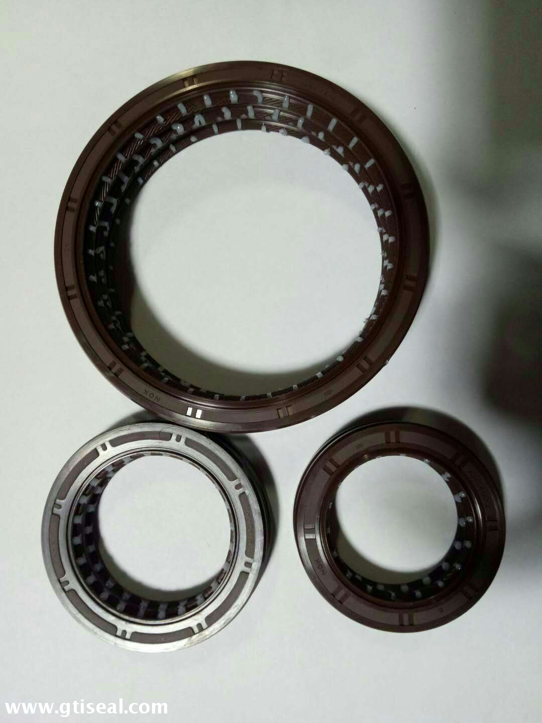 Metal iron oil seal making machine hyundai for toyota car 